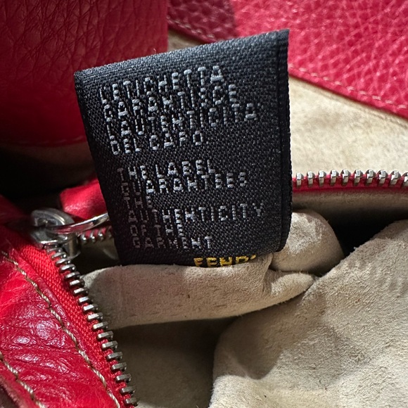 Red Fendi leather shoulder bag with tan stitching - Picture 13 of 13